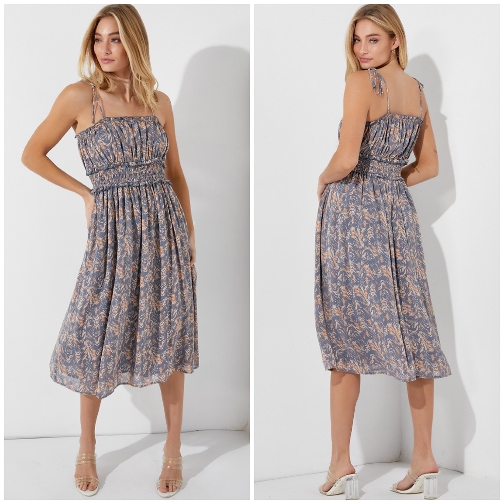 BaeVely By Polagram Gorgeous Midi Dress - Picture 8 of 11